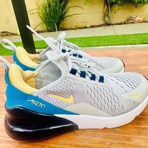 Nike Air Max 270 kids 4.5 Shoes